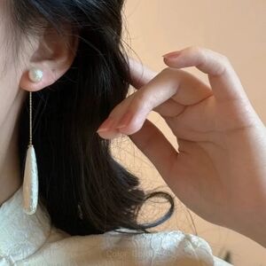 Gold Pearl Drop Earrings